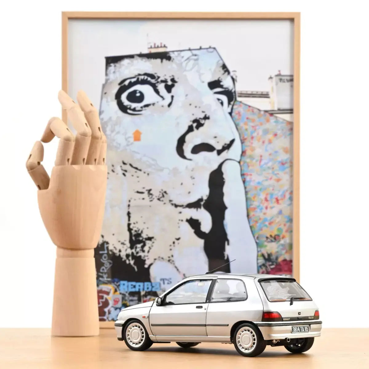 Voiture miniature collection 1/18 Renault Clio 16S 1992 Gris Iceberg Norev 185256