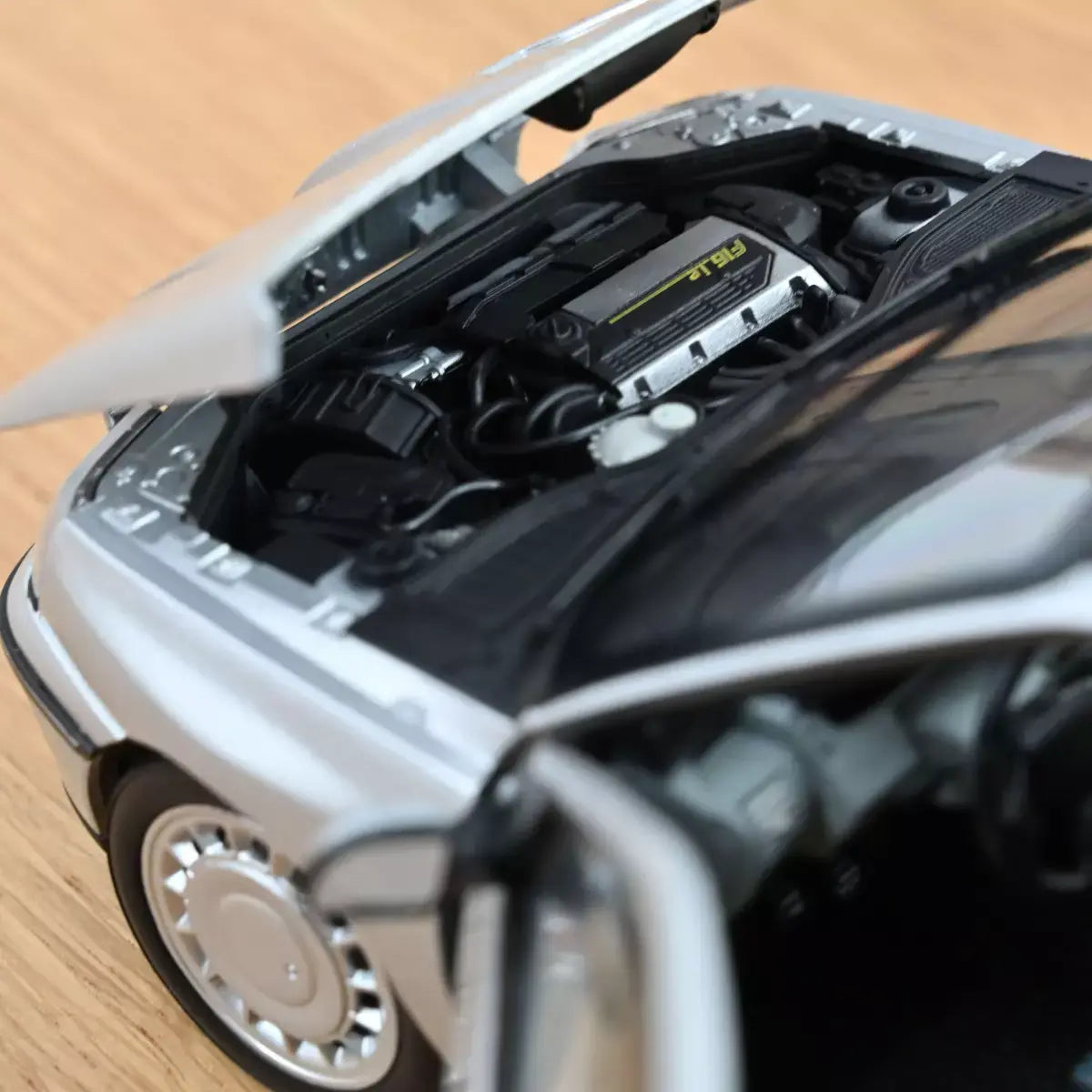 Voiture miniature collection 1/18 Renault Clio 16S 1992 Gris Iceberg Norev 185256