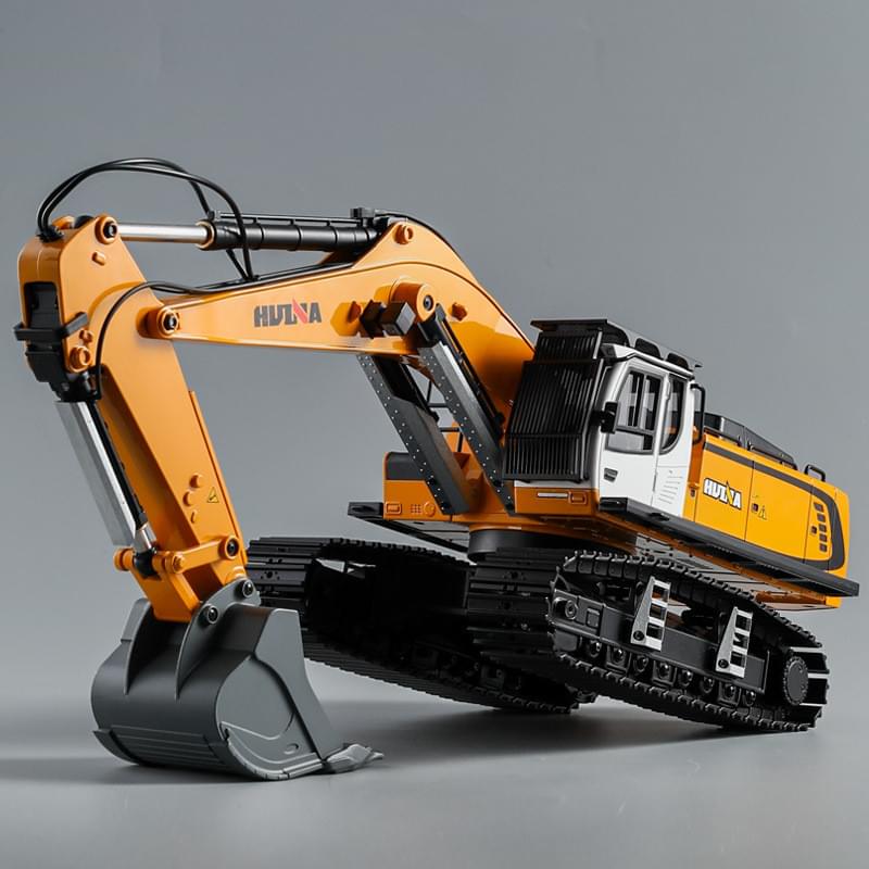 Pelleteuse RC Full métal 1/14 2.4gHz - Huina 1599 - Breizh Modélisme.