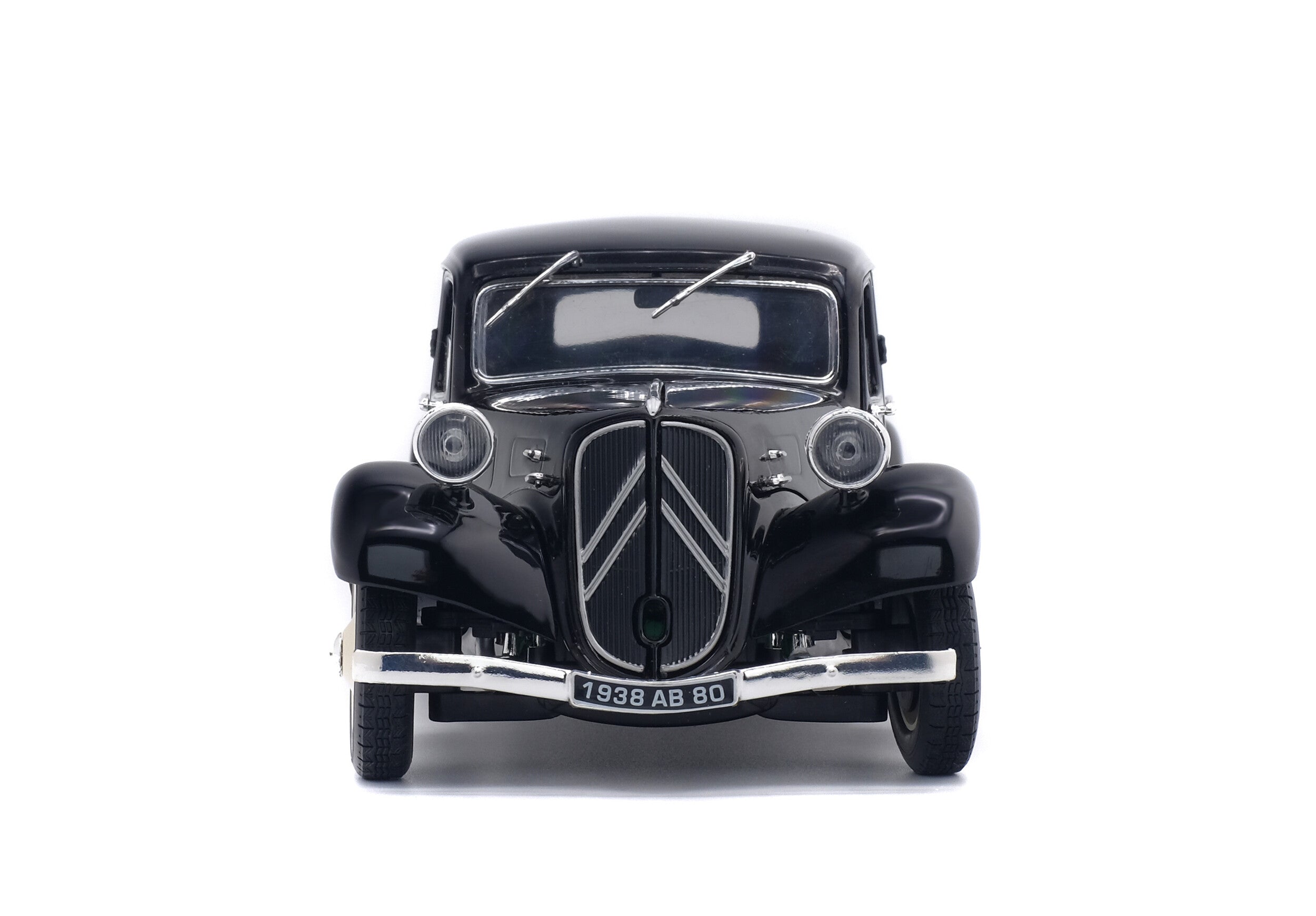 Solido S1800903 Voiture miniature collection 1/18 Citröen Traction 11B – Noir – 1937
