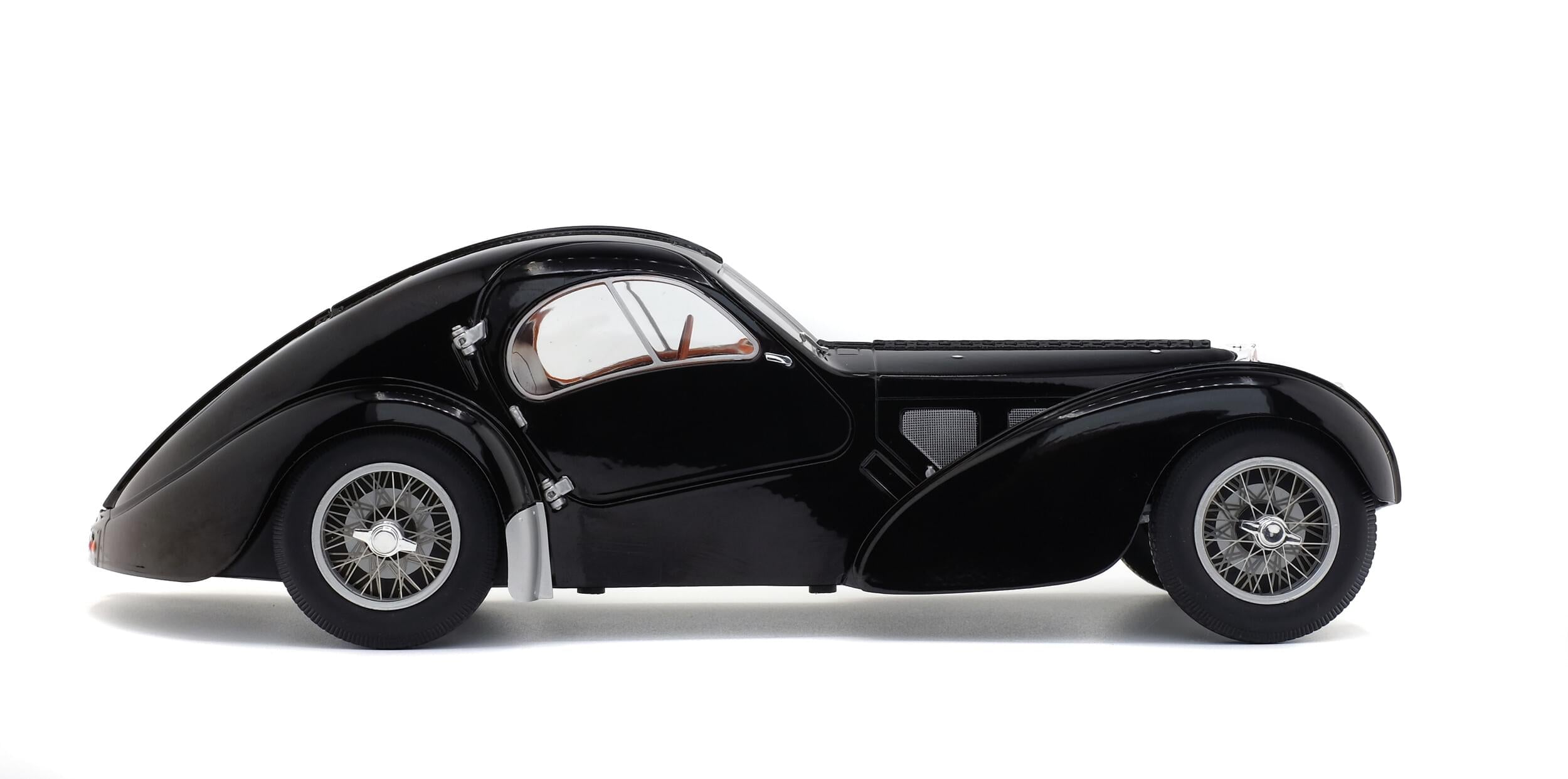 Solido S1802101 Voiture miniature collection 1/18 Bugatti Type 57 SC Atlantic noir – 1937