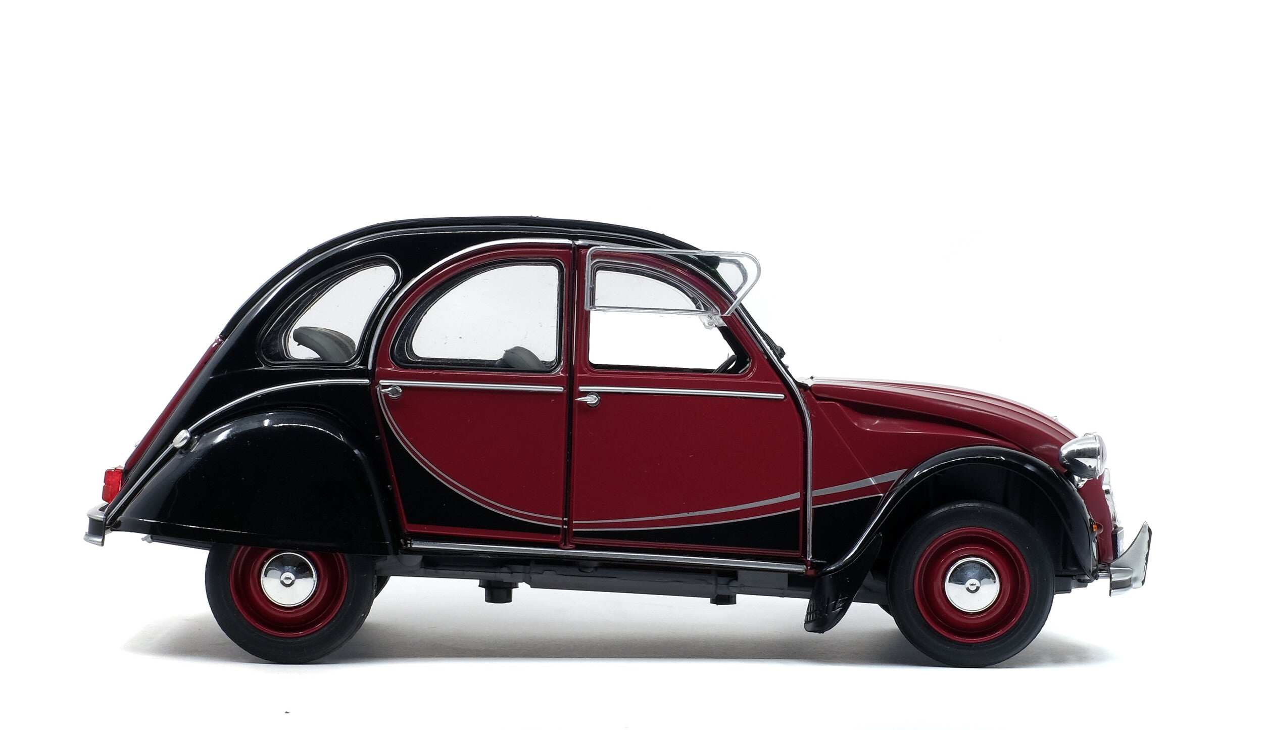 Solido S1805013 Voiture miniature collection 1/18 Citroën 2 CV 6 – Charleston – 1982