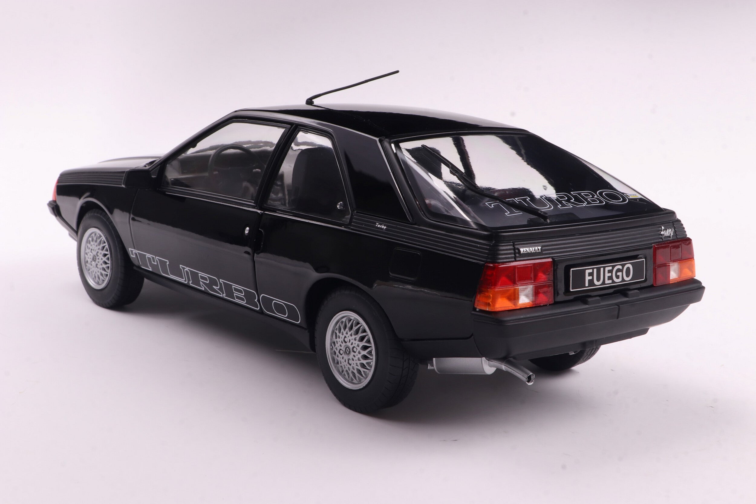 Solido S1806406 Voiture miniature collection 1/18 Renault Fuego Turbo – 1980