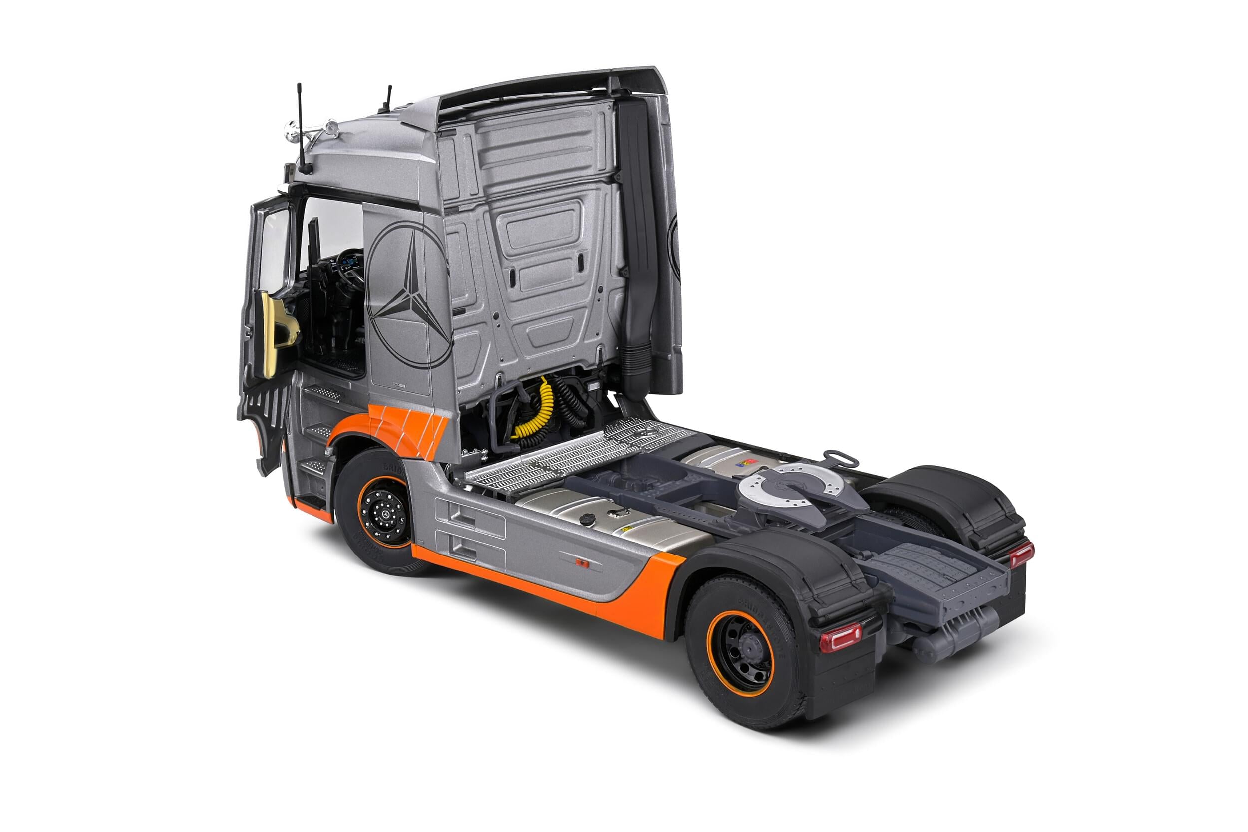 Solido S2400202 Voiture miniature collection 1/24 Mercedes-Benz Actros L Grand Prix Edition 2019 - Breizh Modélisme.