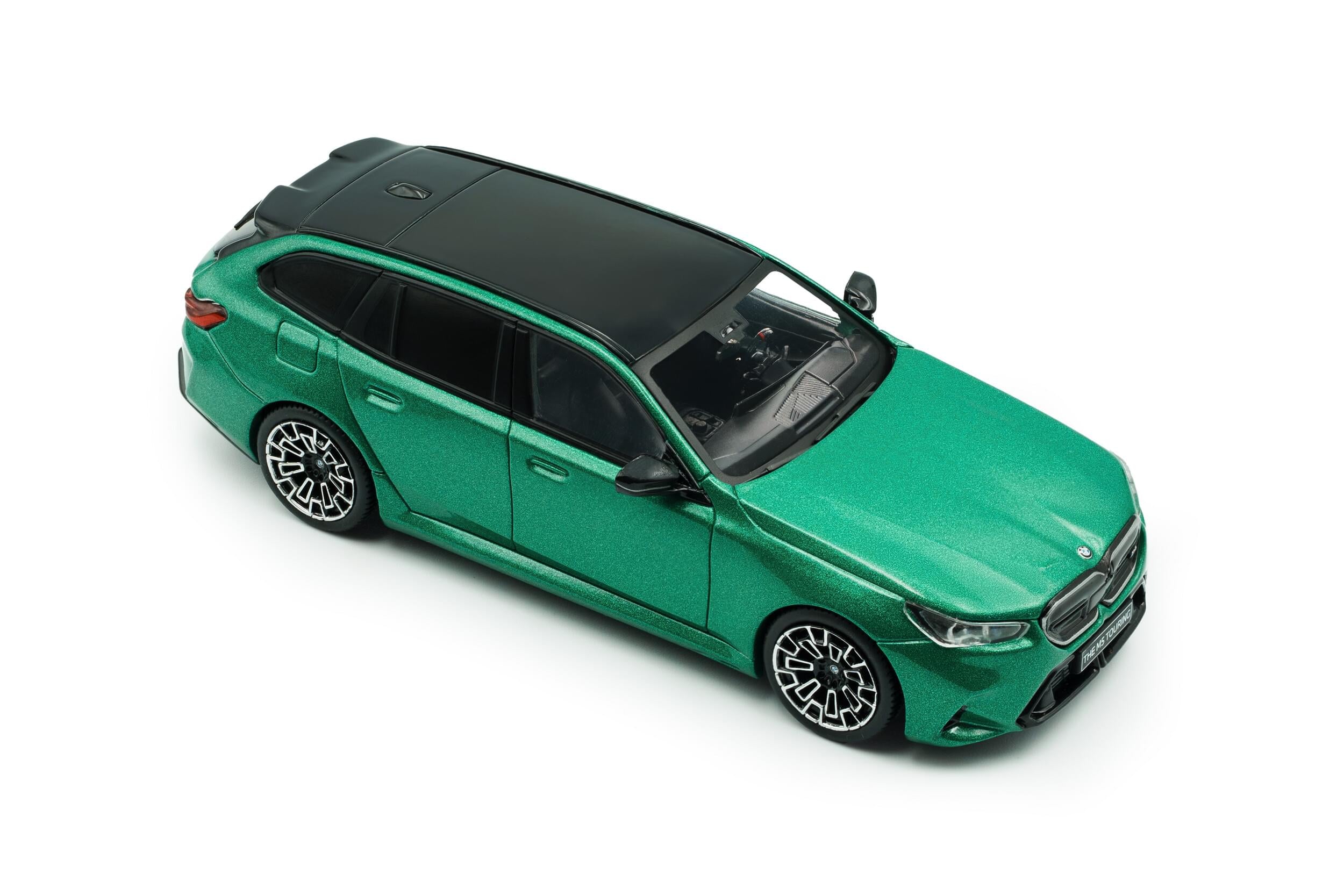 Voiture miniature 1/43 BMW M5 Touring 2024 Green Solido S4317503