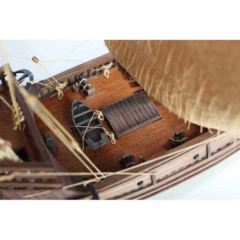 Maquette de bateau en bois Disarmodel 20140 Nao Victoria, Armada De Magallanes 1:50