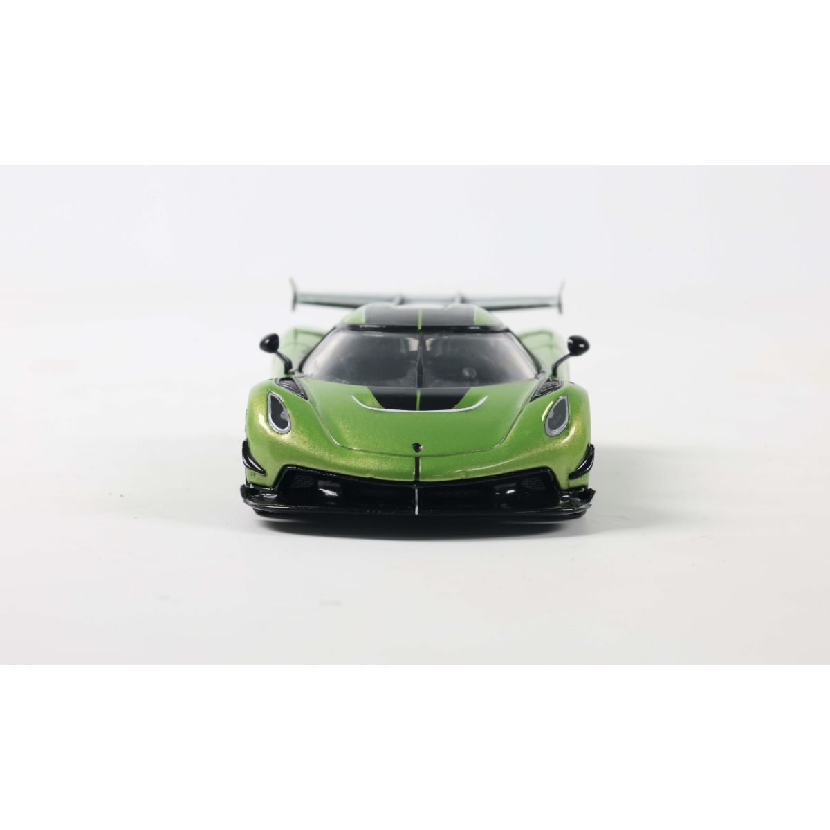 Voiture miniature 1/43 Koenigsegg Jesko vert métallique 2022 Solido S4312605
