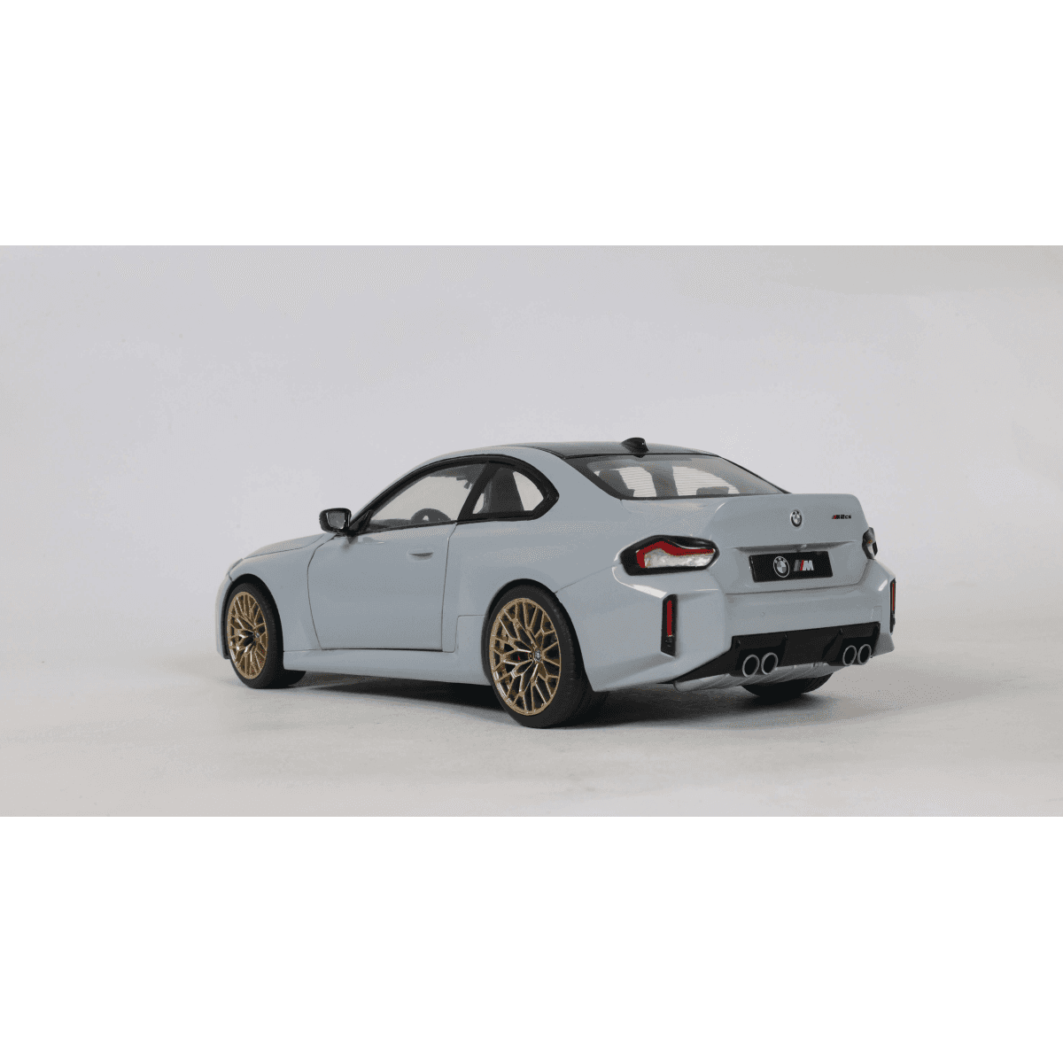 Solido S1812905 miniature collection 1/18 BMW M2 CS Brooklin Grey 2025 - Breizh Modélisme.