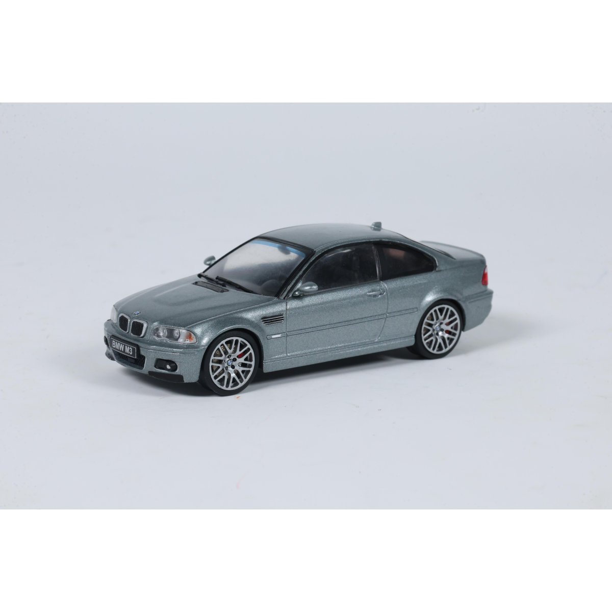 Voiture miniature 1/43 BMW M3 coupe gris argenté métallique 2000 Solido S4318603