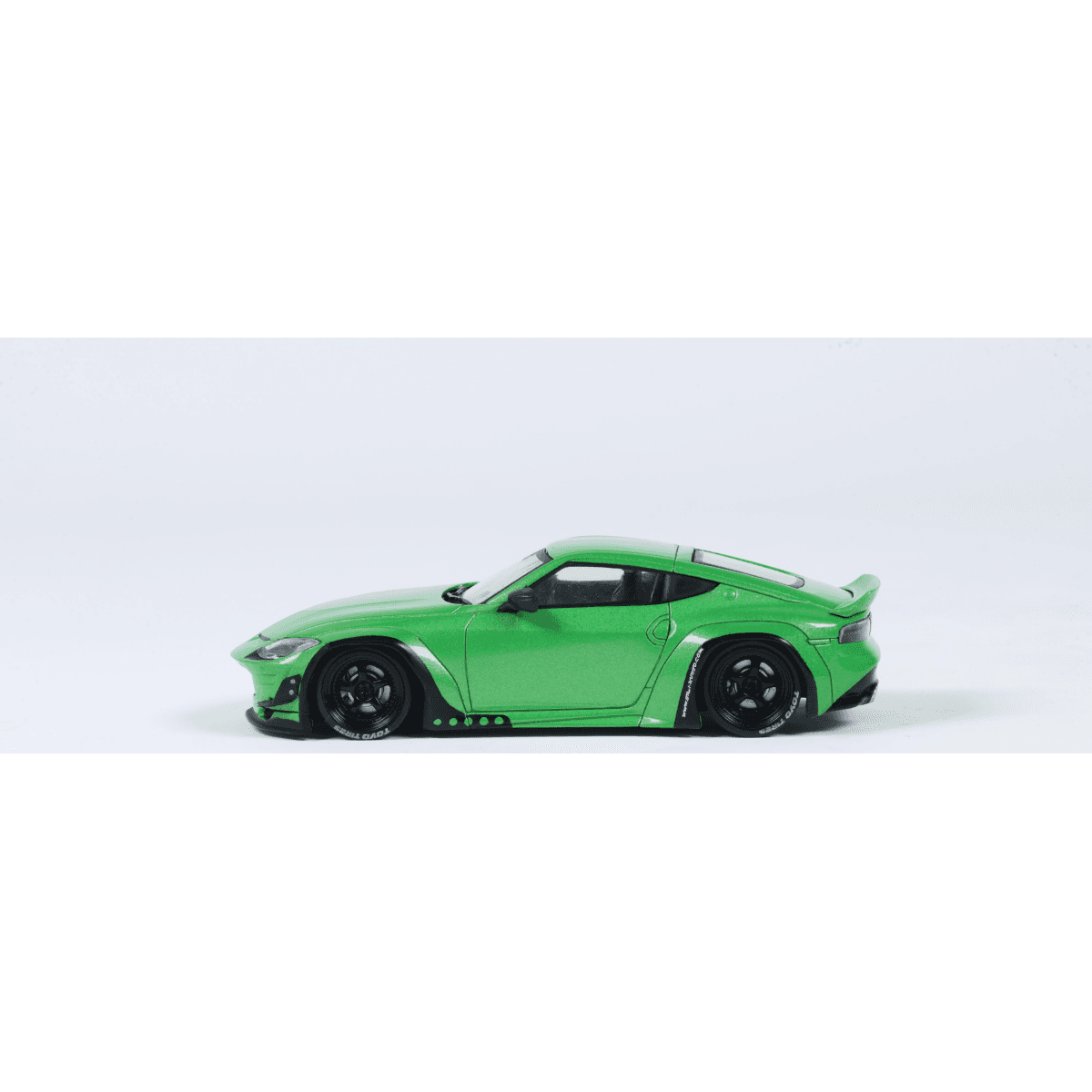 Voiture miniature 1/43 Pandem Nissan Fairlady Z vert métallique 2022 Solido S4315503 - Breizh Modélisme.