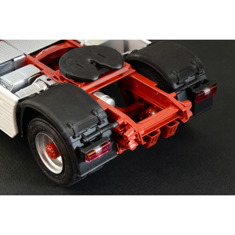 Maquette camion Iveco Turbostar 190.48 Spécial - Italeri I3926 - 1/24 - Breizh Modélisme.