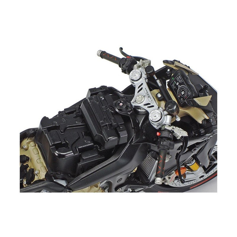 Maquette moto Ducati Superleggera V4 - Tamiya 14140 - 1/12 - Breizh Modélisme.