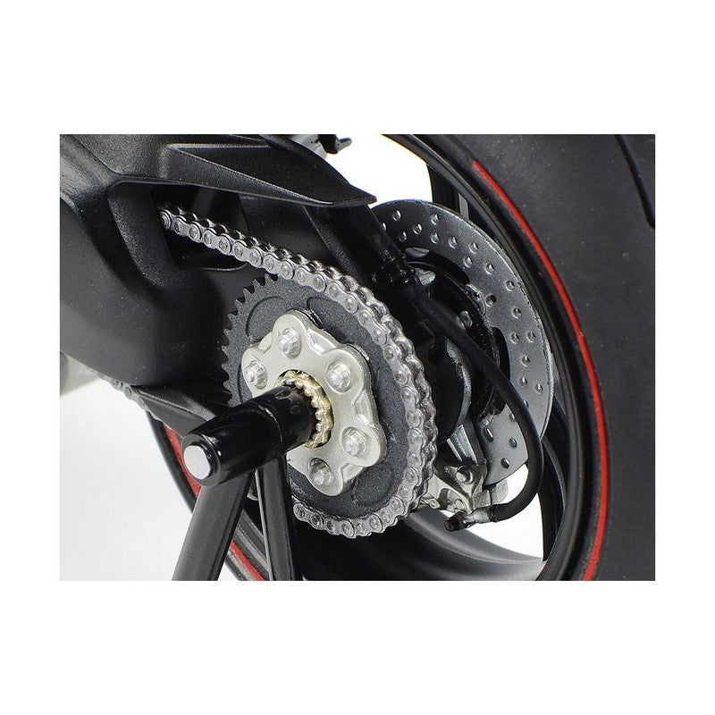 Maquette moto Ducati Superleggera V4 - Tamiya 14140 - 1/12 - Breizh Modélisme.