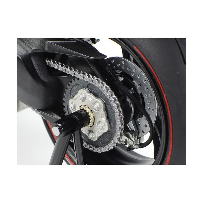 Maquette moto Ducati Superleggera V4 - Tamiya 14140 - 1/12 - Breizh Modélisme.