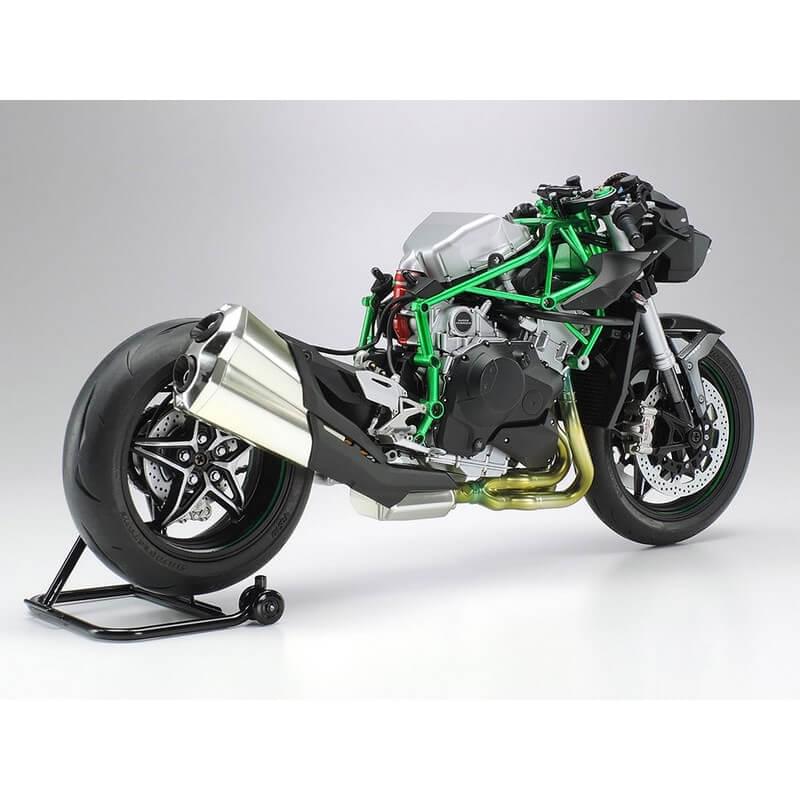 Maquette moto Kawasaki Ninja H2 Carbon - Tamiya 14136 - 1/12 - Breizh Modélisme.