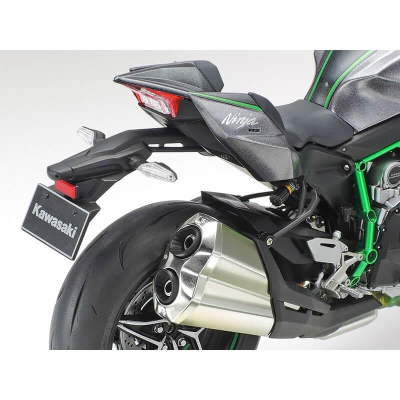 Maquette moto Kawasaki Ninja H2 Carbon - Tamiya 14136 - 1/12 - Breizh Modélisme.