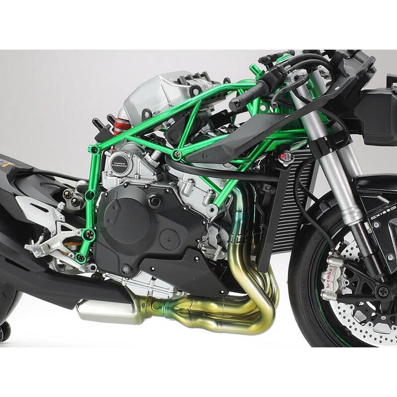 Maquette moto Kawasaki Ninja H2 Carbon - Tamiya 14136 - 1/12 - Breizh Modélisme.