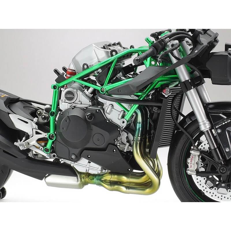 Maquette moto Kawasaki Ninja H2 Carbon - Tamiya 14136 - 1/12 - Breizh Modélisme.