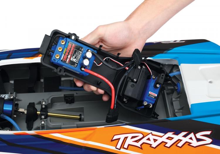 Bateau radiocommandé M41 DCB Widebody 80km/h TSM - Traxxas 57046-4 - Breizh Modélisme.
