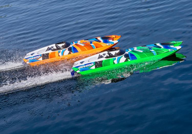 Bateau radiocommandé M41 DCB Widebody 80km/h TSM - Traxxas 57046-4 - Breizh Modélisme.