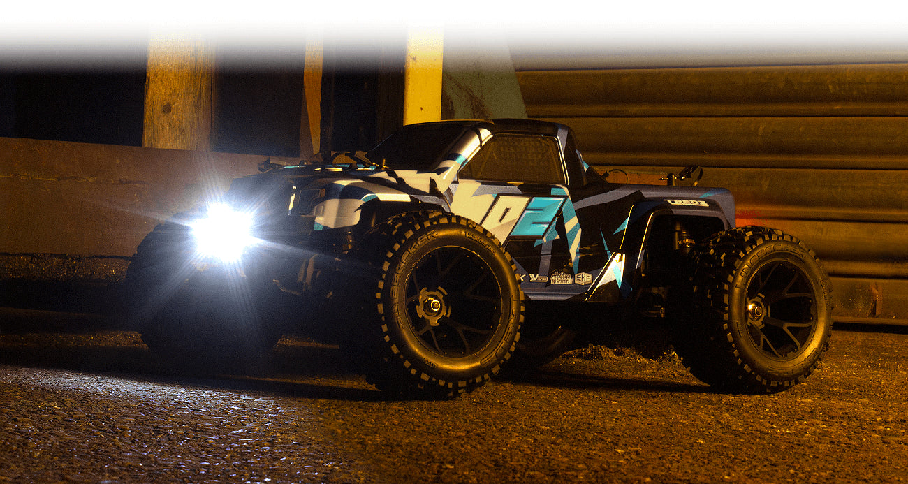 Maverick Quantum 2 MT 4x4 charbon 1/10 - 150400 bleu - Breizh Modélisme.