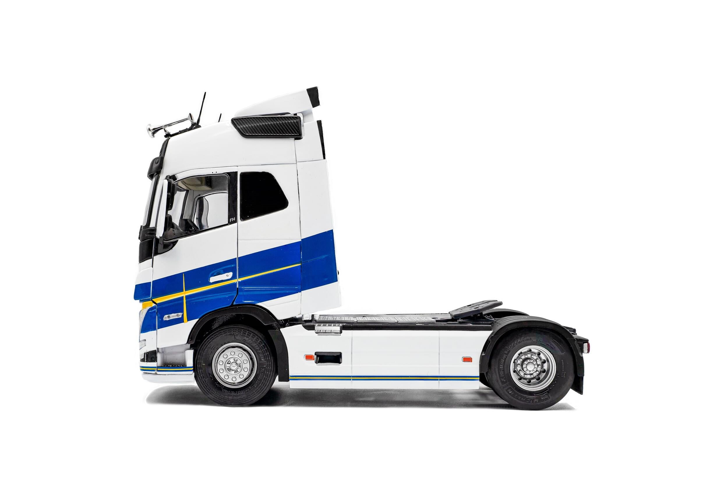 Solido S2400106 Voiture miniature collection 1/24 Volvo FH16 Globetrotter XL Gôteborg edition 2019