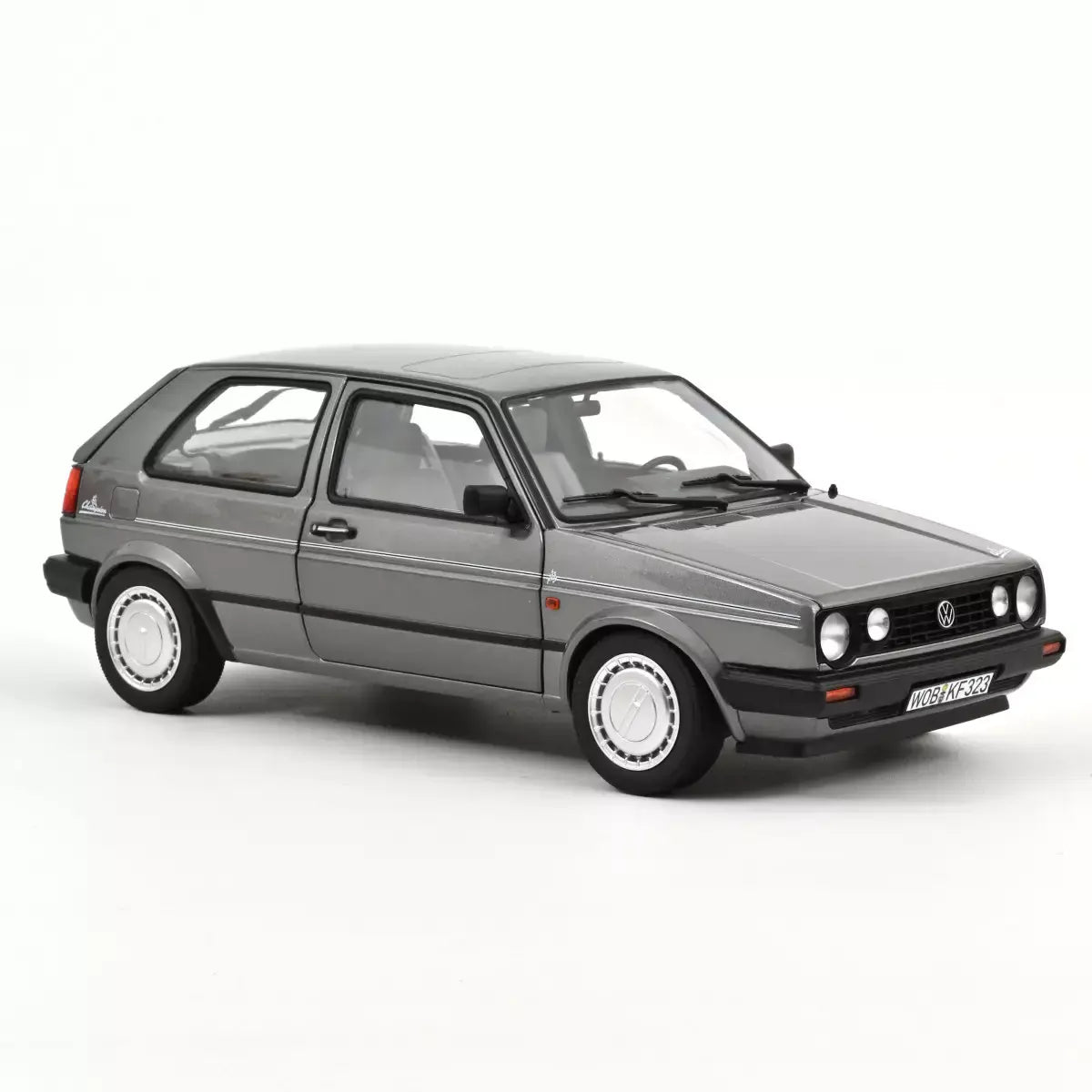 Voiture miniature collection 1/18 VW Golf Champion 1990 Gris métallisé Norev 188564