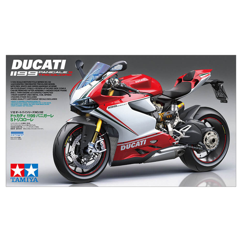  Maquette  moto  Ducati  1199 Panigale Tricolore Tamiya 