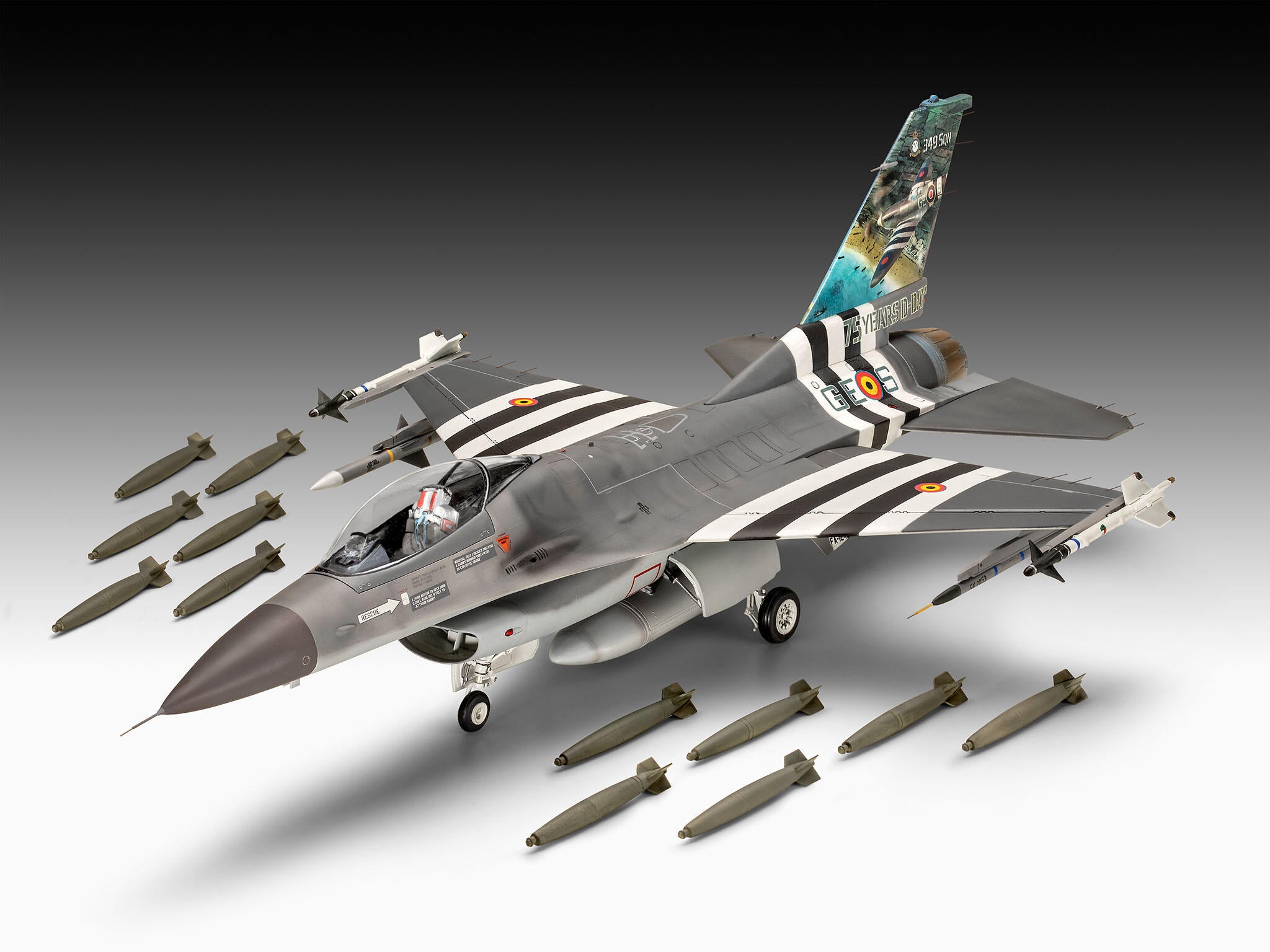 Maquette avion Revell 03802 50ème anniversaire F-16 Falcon