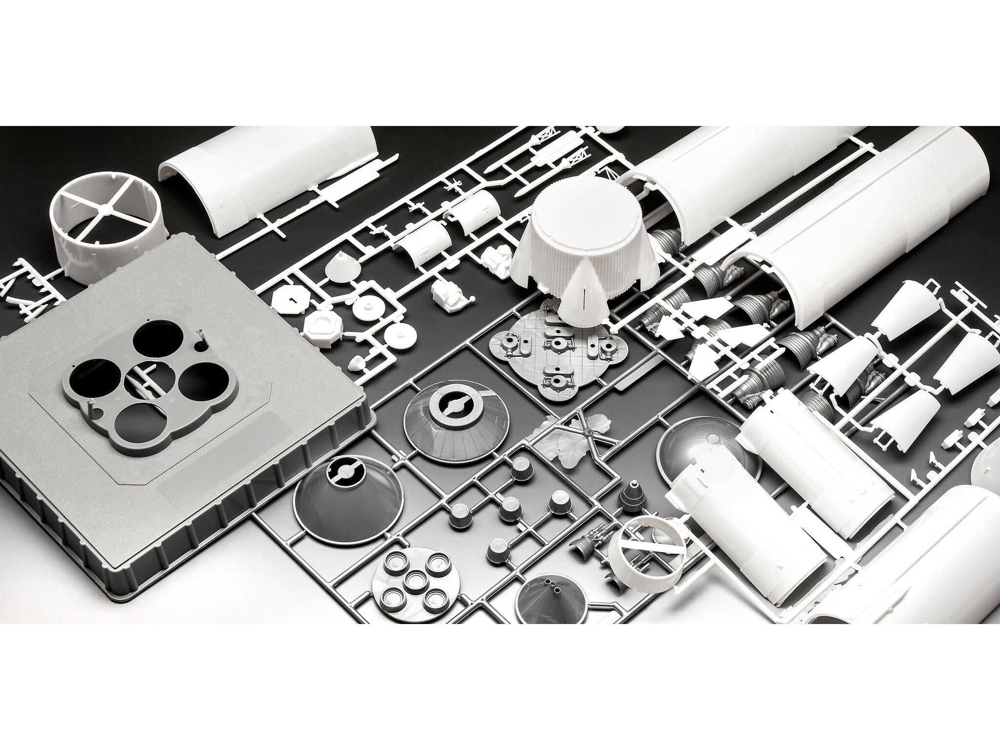 Maquette Stars wars Revell 04909 Apollo Saturn V