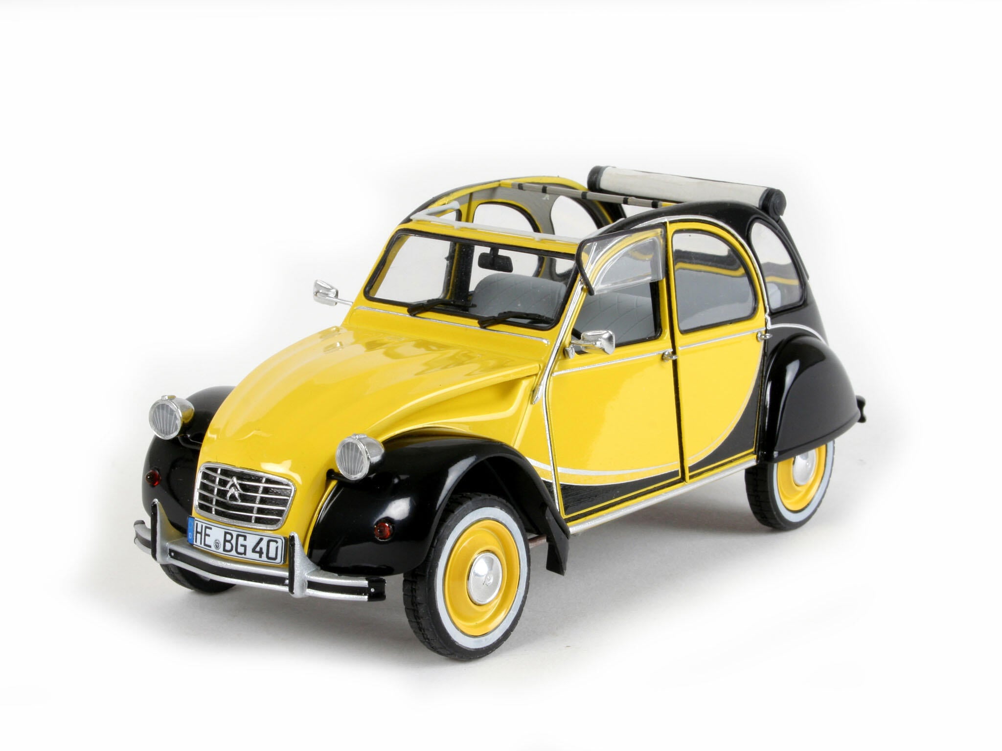 Maquette voiture Revell 07095 Citroen 2CV "Charleston"