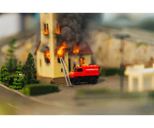 Mini voiture RC M-B Unimog U406 avec remorque 1/87 - Breizh Modélisme.