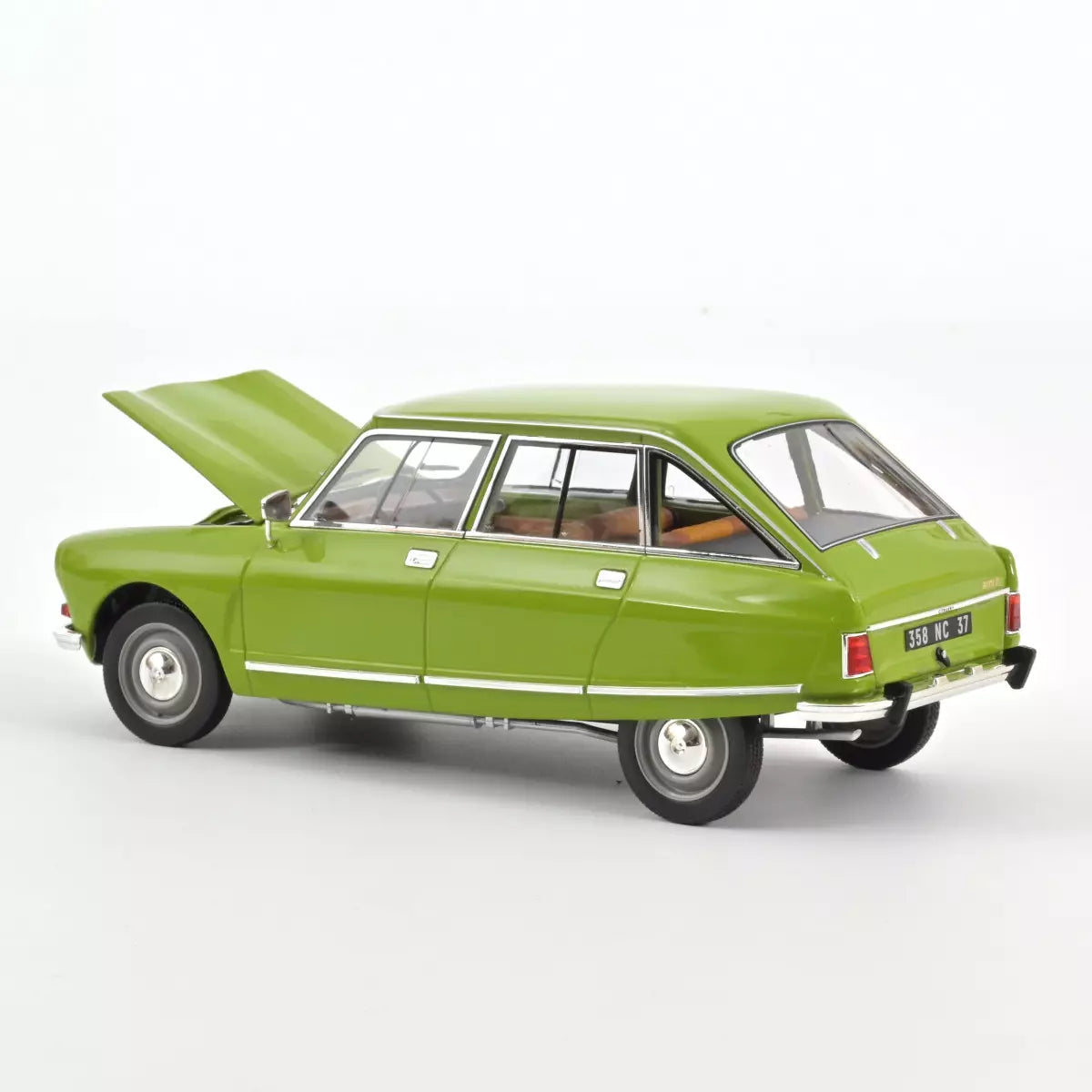 Voiture miniature collection 1/18 Citroën Ami 8 Club 1969 Iris Vert Norev 181677