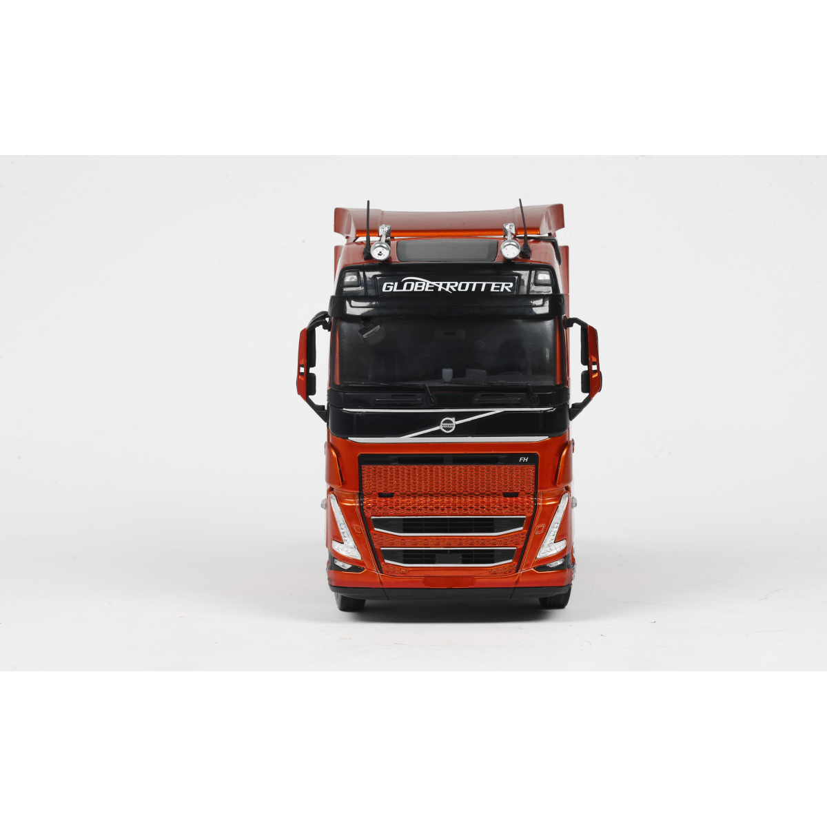 Solido S2400108 Voiture miniature collection 1/24 Volvo FH Globetrotter XL rouge métallique 2023 - Breizh Modélisme.