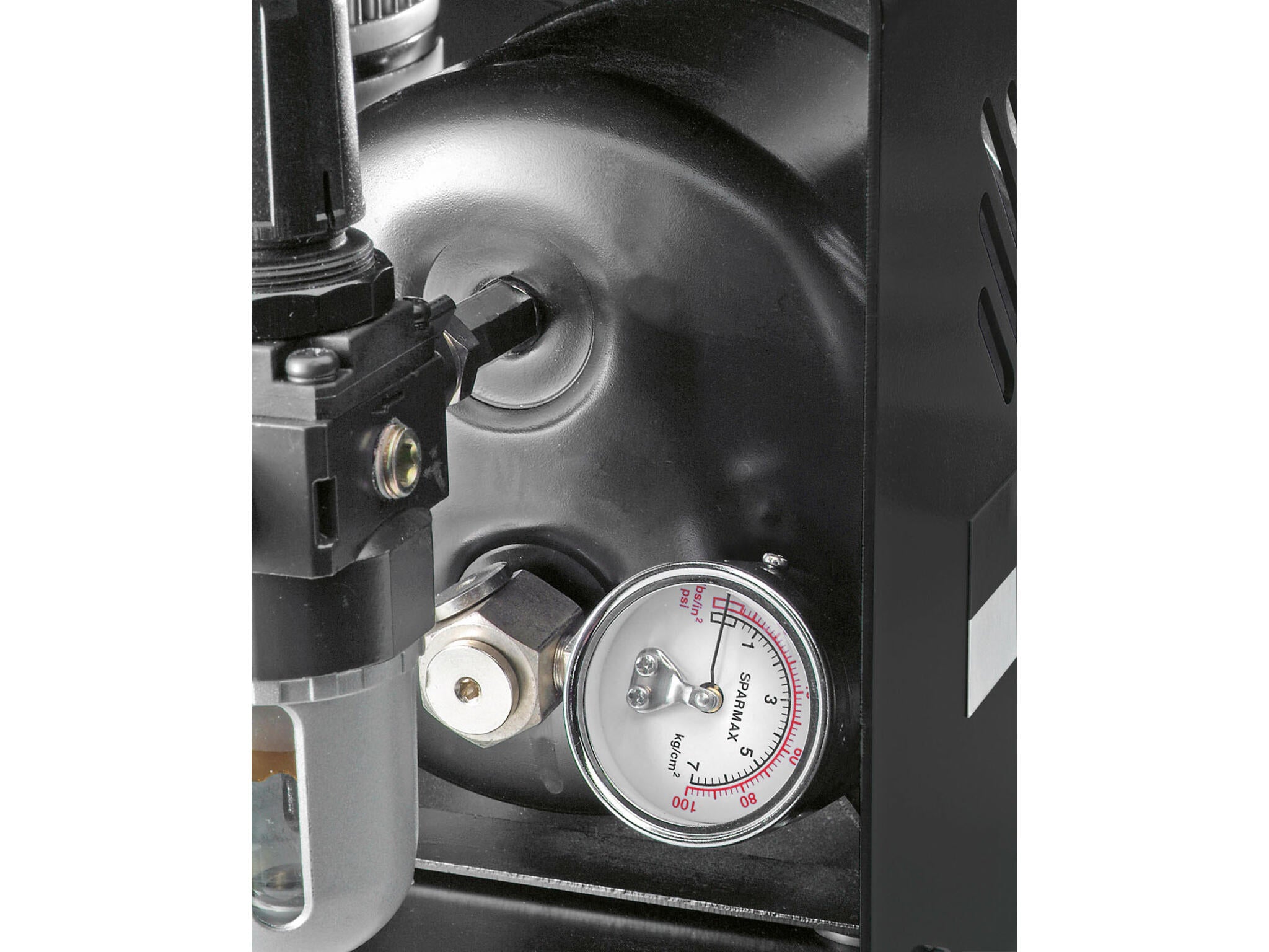 Compresseur "Master Class" Revell pour les expérimentés 39138