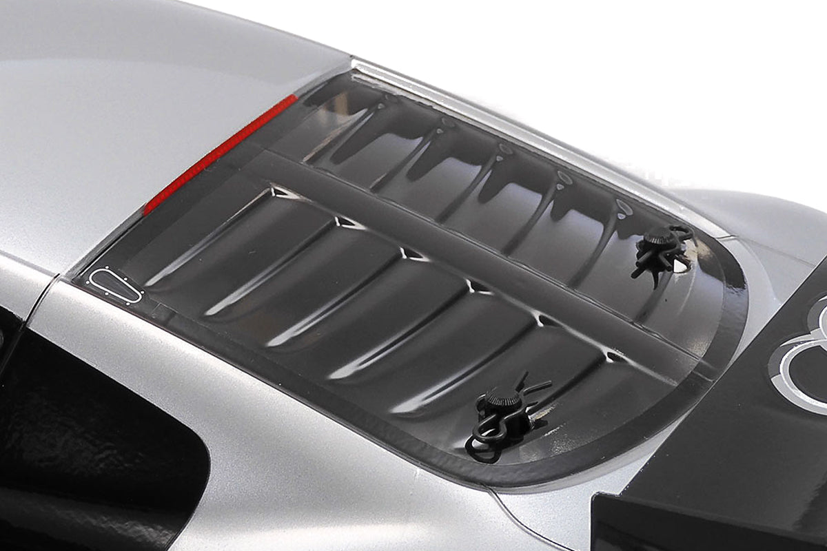 Tamiya Audi R8 LMS 2008 TT02 - 47517 (Carrosserie pré-peinte)