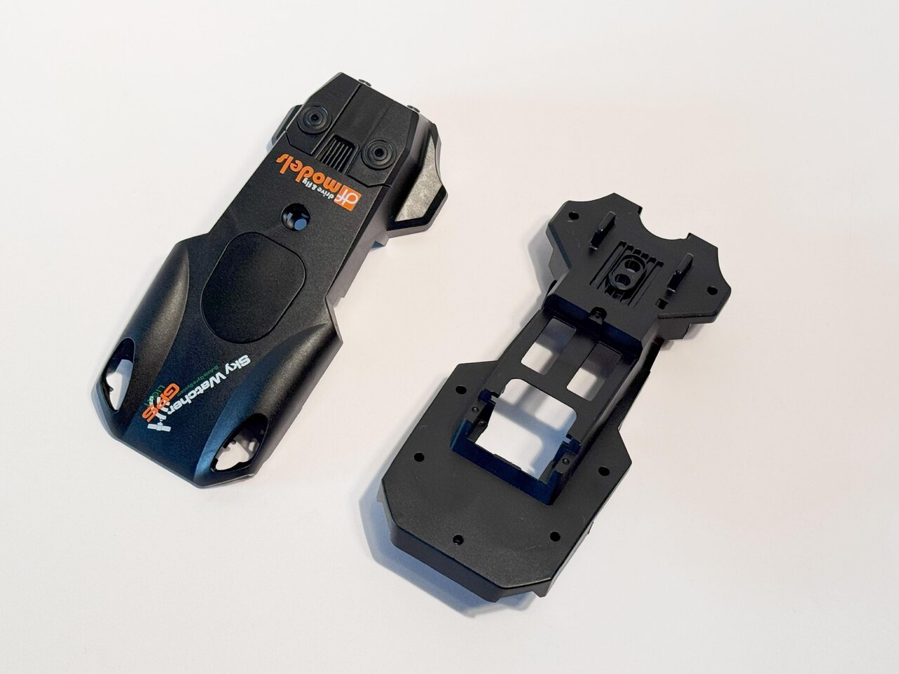 Logement de batterie pour 9430 - DF Models 9433 - Breizh Modélisme.