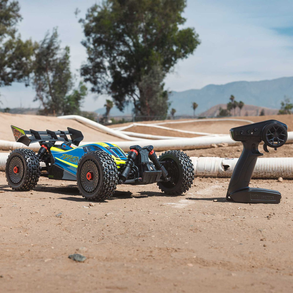 Arrma Buggy 4X4 Typhon brushless 223S BLX 1/8 avec DSC RTR bleu - ARA4306V4T4
