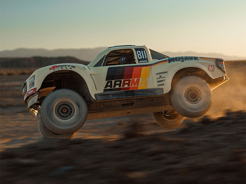 Arrma 1/7 Mojave 6S 4X4 RTR Brushless Desert Truck, beige