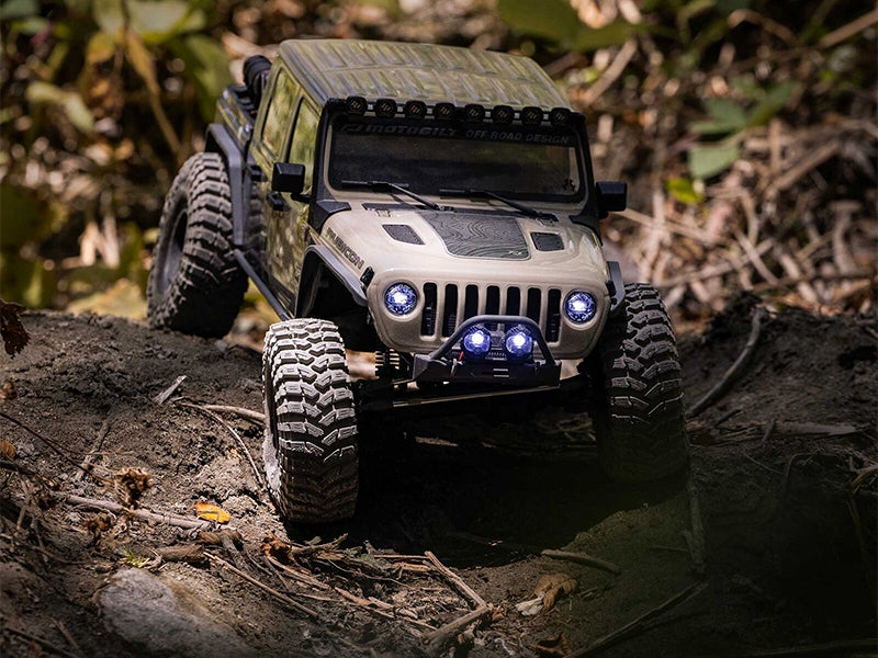 Axial 1/10 SCX10 III Motobilt Waypoint Jeep JT Gladiator 4X4 RTR beige