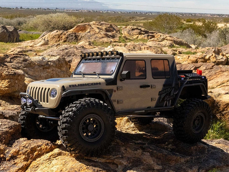 Axial 1/10 SCX10 III Motobilt Waypoint Jeep JT Gladiator 4X4 RTR beige