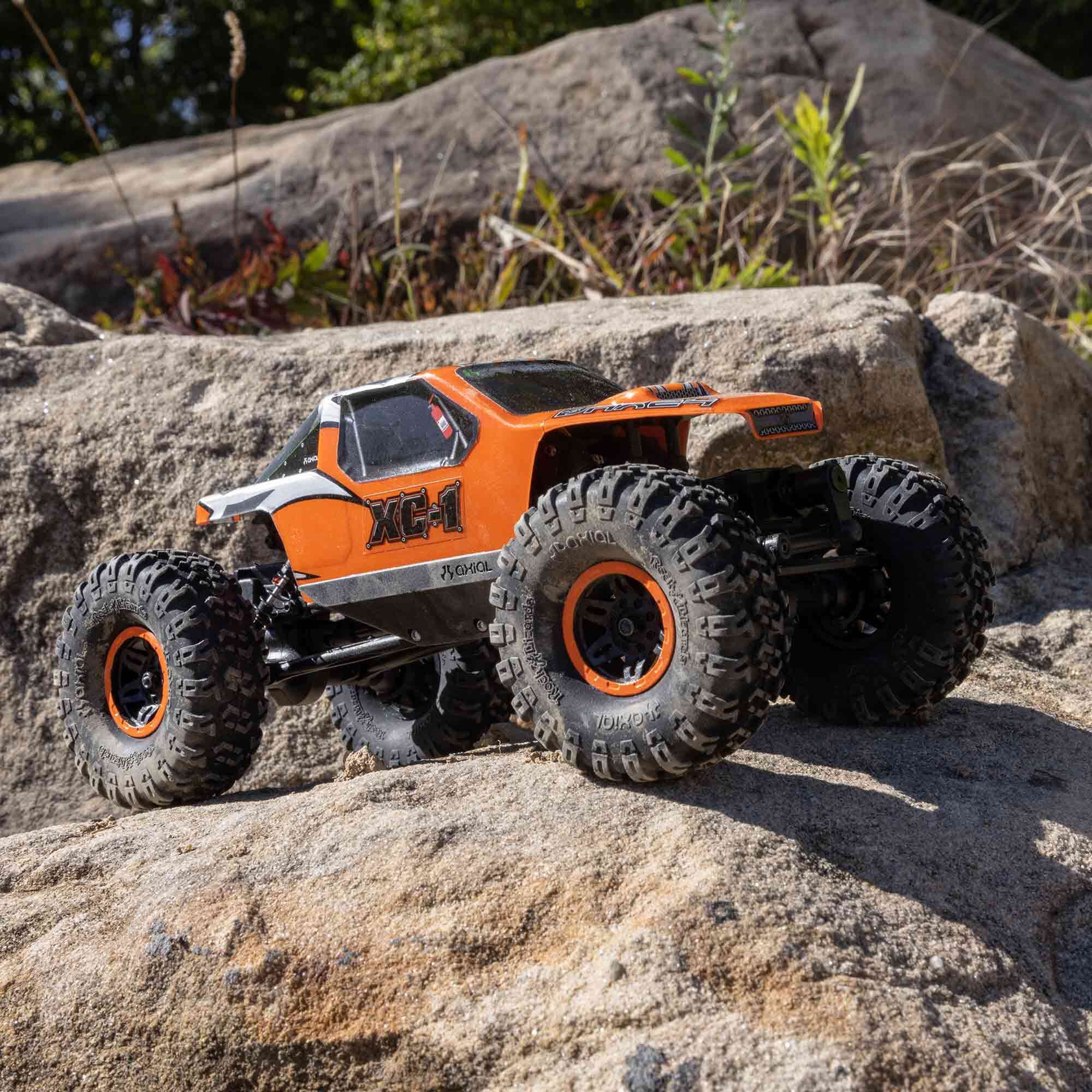 Mini rock crawler tout-terrain 4x4 AX24 XC-1 4WS RTR 1/24 orange - AXI00003T2