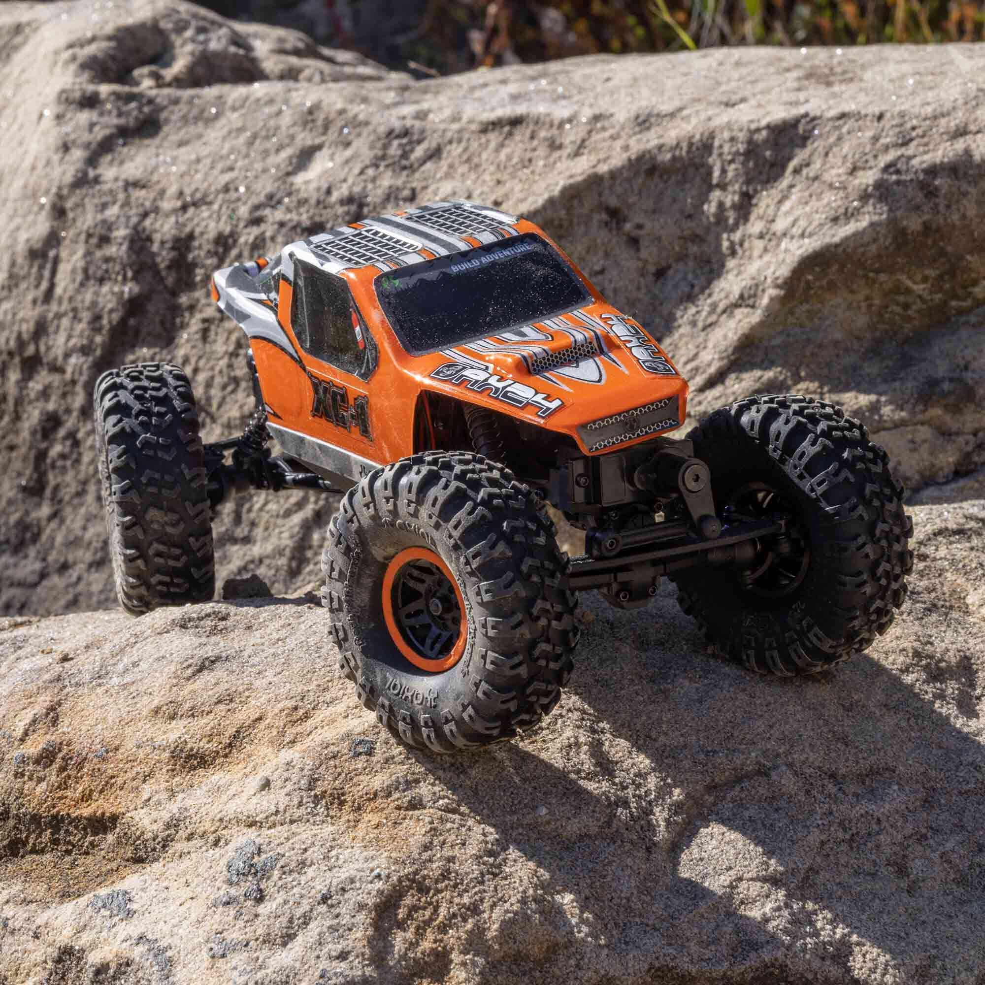Mini rock crawler tout-terrain 4x4 AX24 XC-1 4WS RTR 1/24 orange - AXI00003T2