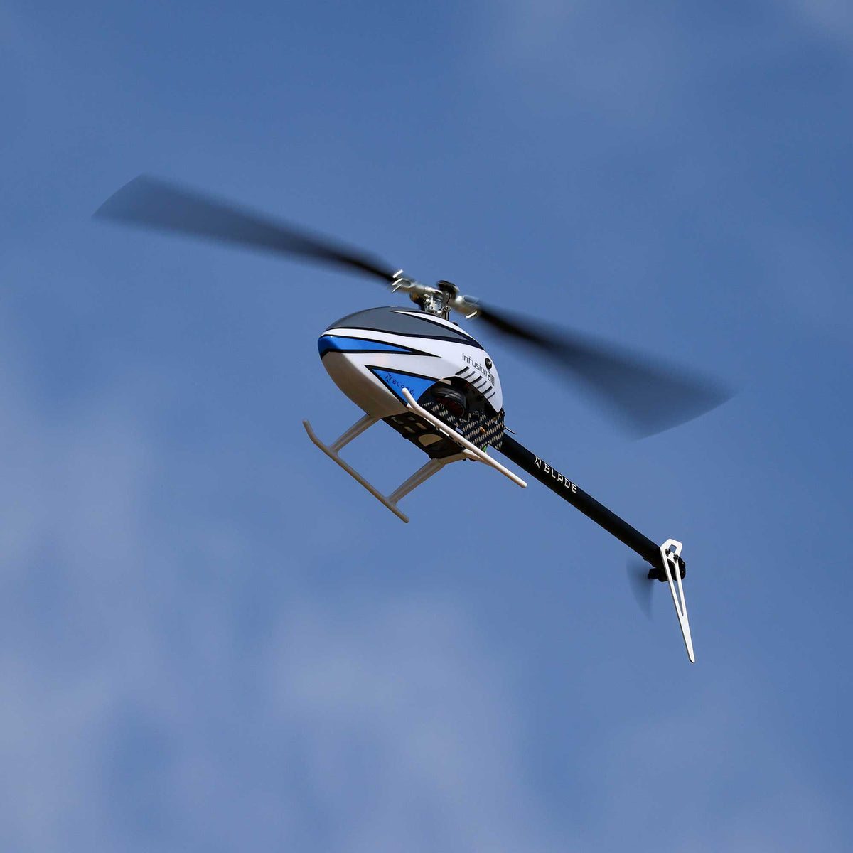 Hélicoptère RC Blade InFusion 210 BNF Basic AS3X SAFE – BLH01550