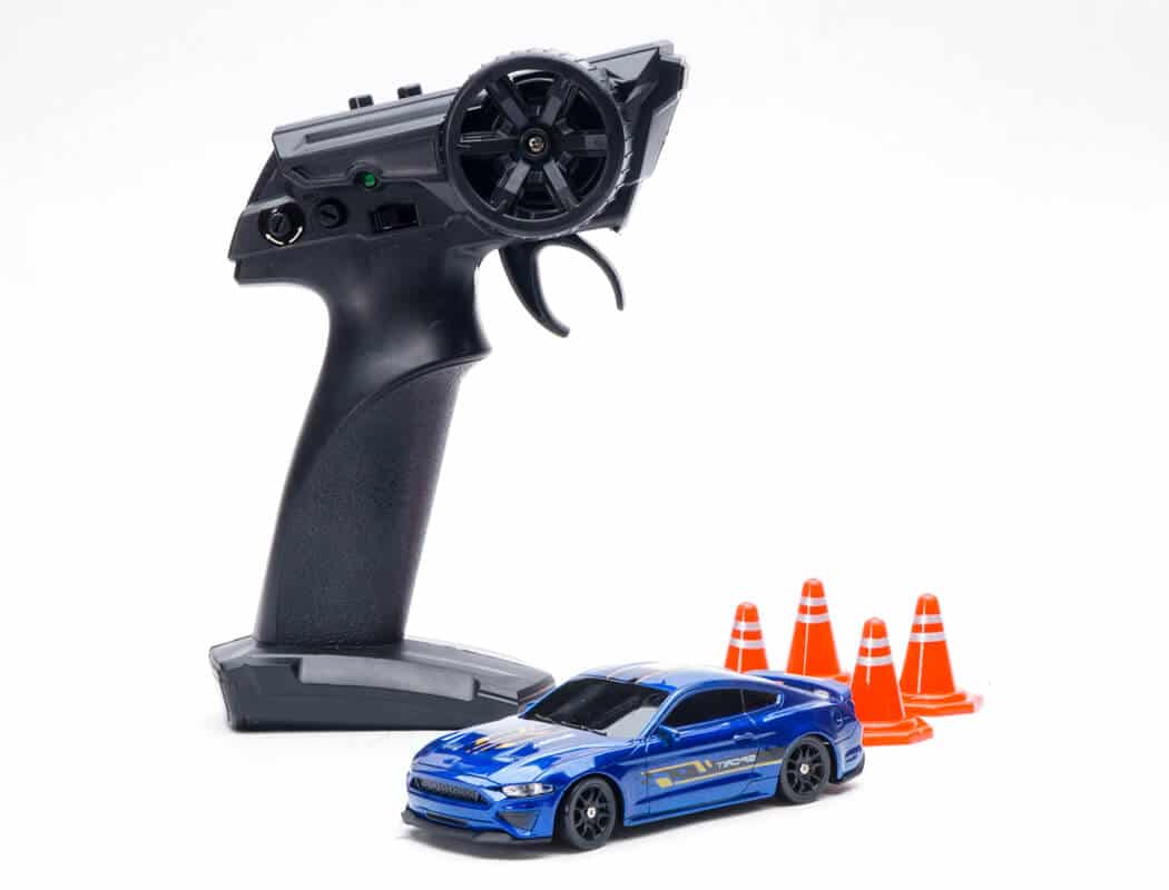 Voiture de drift E-ZEE RC 1/43 muscle avec gyro bleu