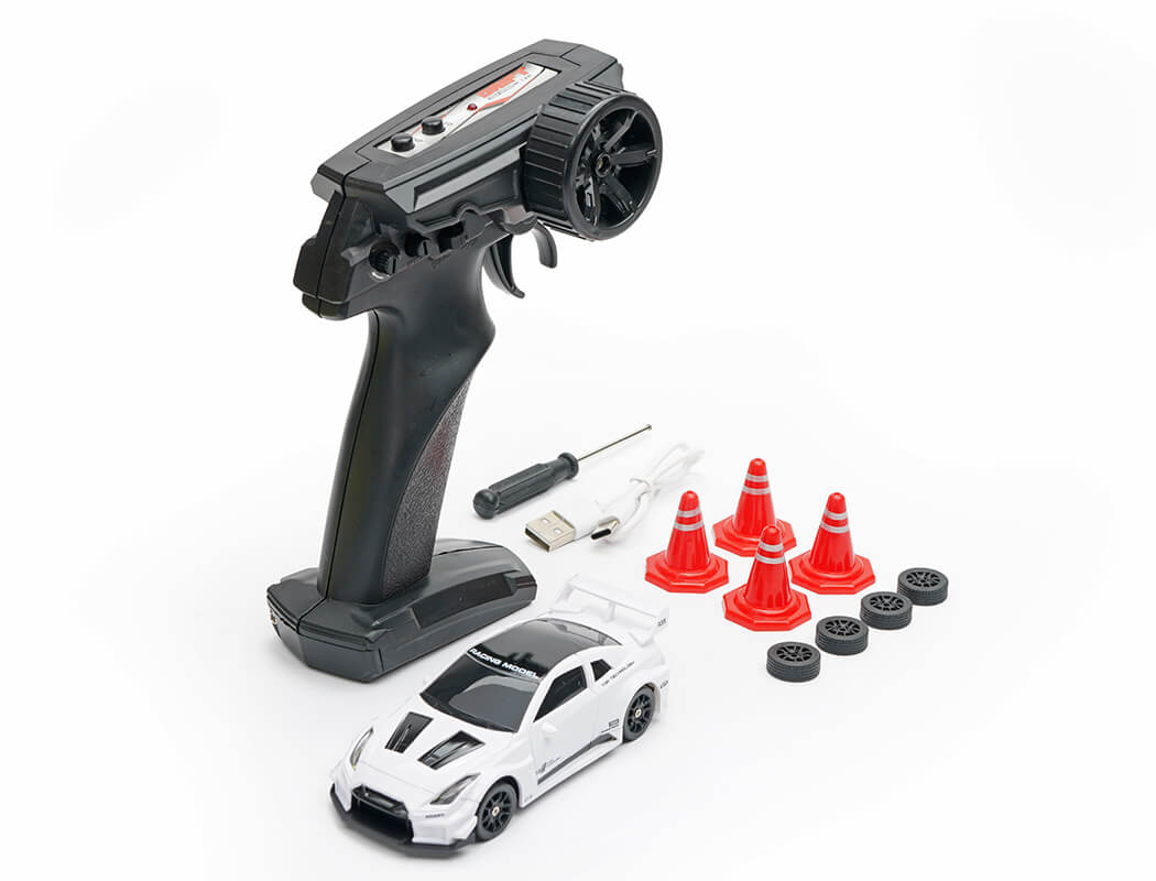 Voiture de drift E-ZEE RC 1/43 350Z avec gyro blanche - Breizh Modélisme.