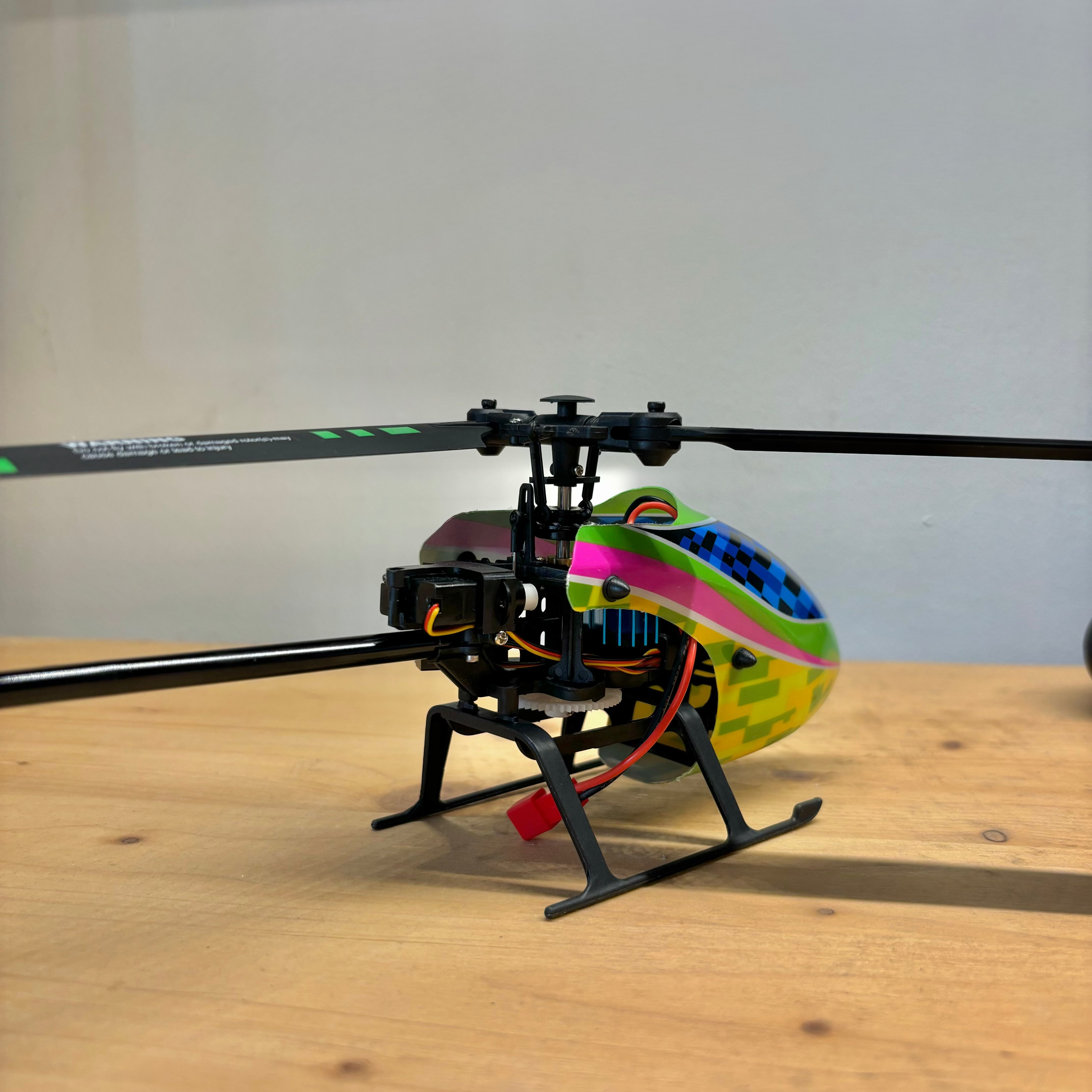 Hélicoptère RC Mono rotor Kootai F03 4 voies Flybarless jaune vert
