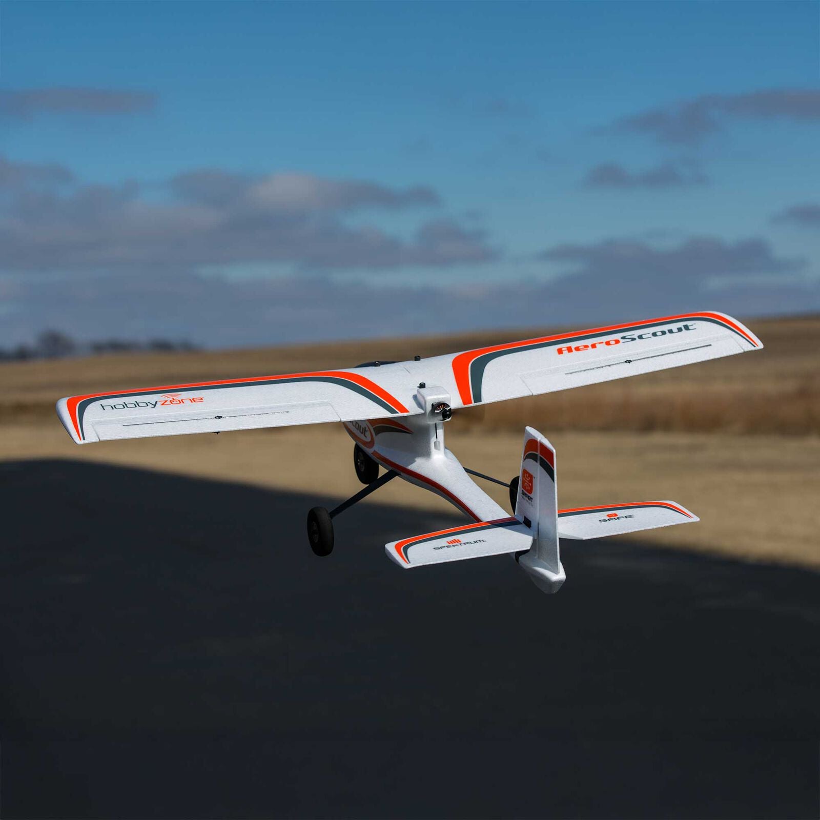 Avion RC HobbyZone AeroScout S 2 1.1m BNF Basic avec SAFE - Breizh Modélisme.