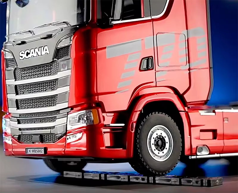 Camion RC Huina Scania 770S V8 LKW RTR 1/18 DF Models 3218 - Breizh Modélisme.