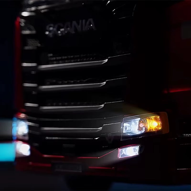 Camion RC Huina Scania 770S V8 LKW RTR 1/18 DF Models 3218 - Breizh Modélisme.